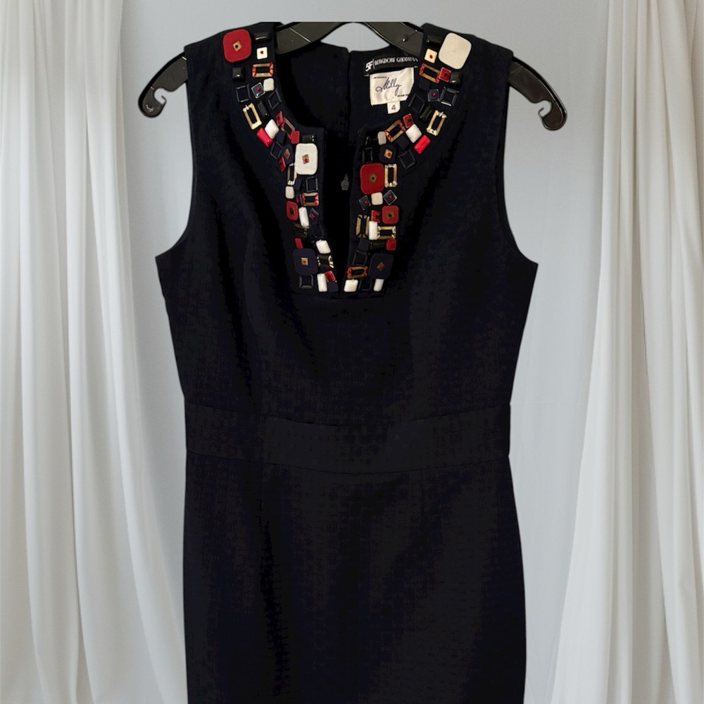 Milly Navy Vintage Midi Dress with a Vibrant Neckline!